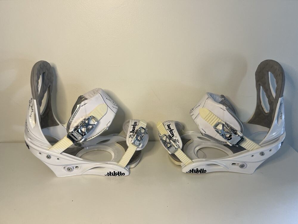 BURTON STILETTOS SNOWBOARD BINDINGS WHITE & GRAY, WOMEN'S SIZE LARGE WITH DISCS